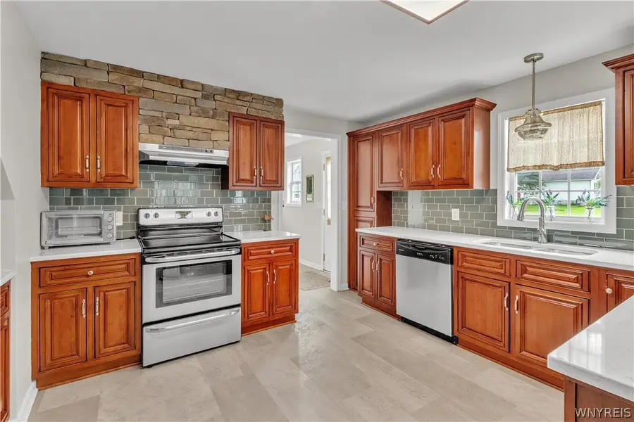 5105 Townline Road, Sanborn, NY 14132 - #3
