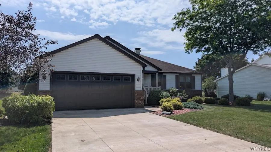 36 Pheasant Run Lane, Lancaster, NY 14086 - #2
