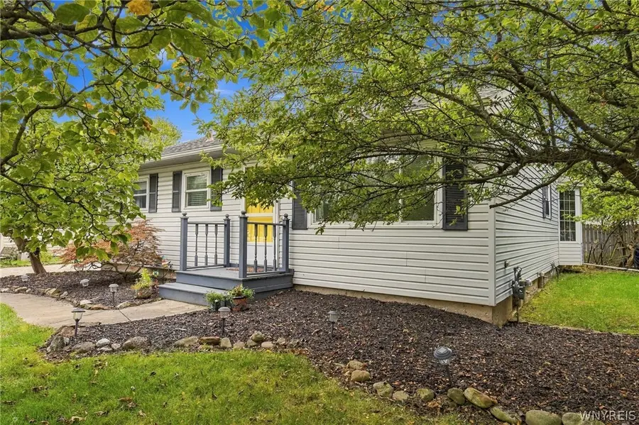 6458 Cloverleaf Drive, Lockport, NY 14094 - #3
