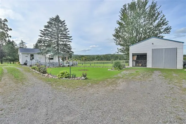 6335 Lemley Road, Wyoming, NY 14591
