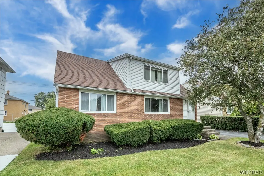 31 Wellington Road, Cheektowaga, NY 14225 - #1