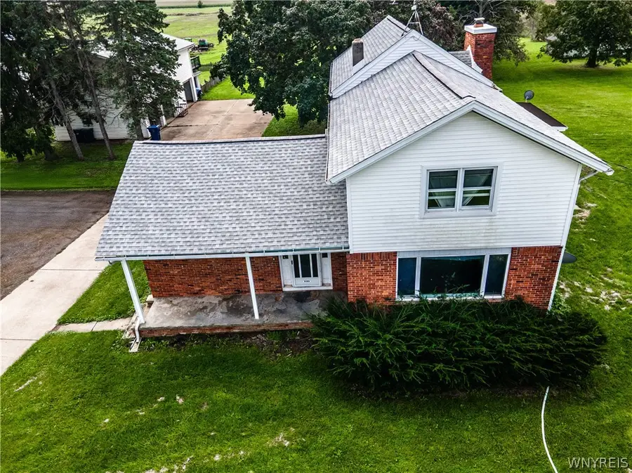 5062 Saunders Settlement Road, Lockport, NY 14094 - #3
