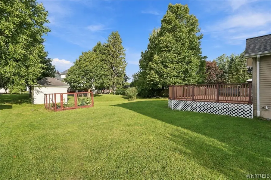 44 E Home Road, Bowmansville, NY 14026 - #2