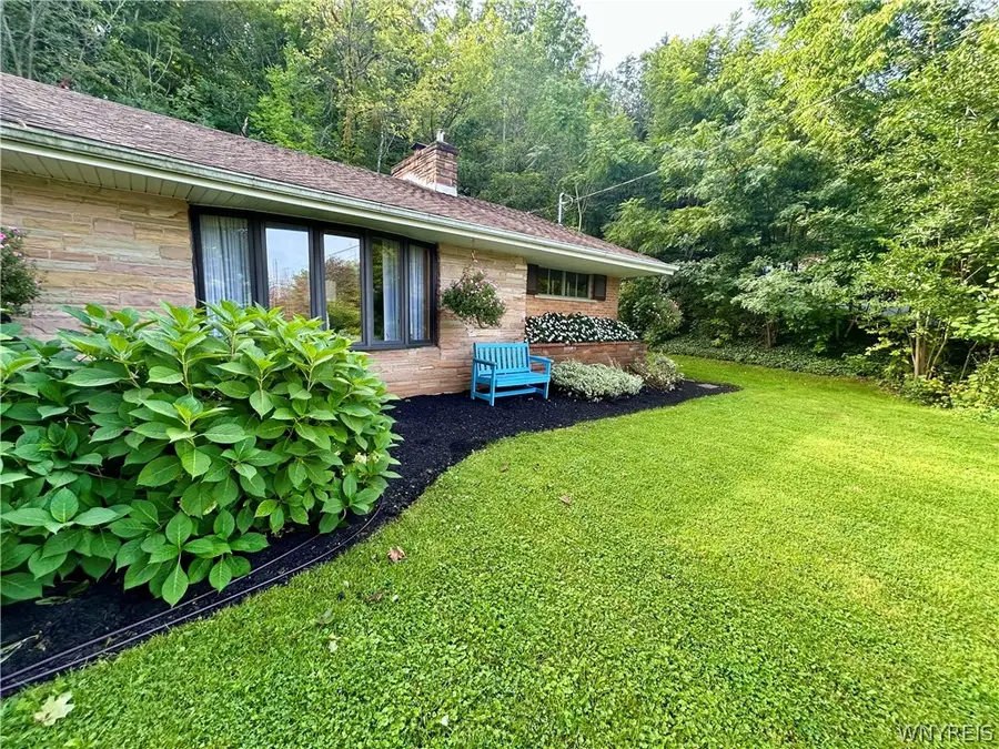 4931 Creek Road Extension, Lewiston, NY 14092 - #3