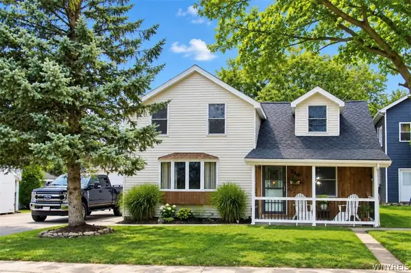 214 East Avenue, Akron, NY 14001