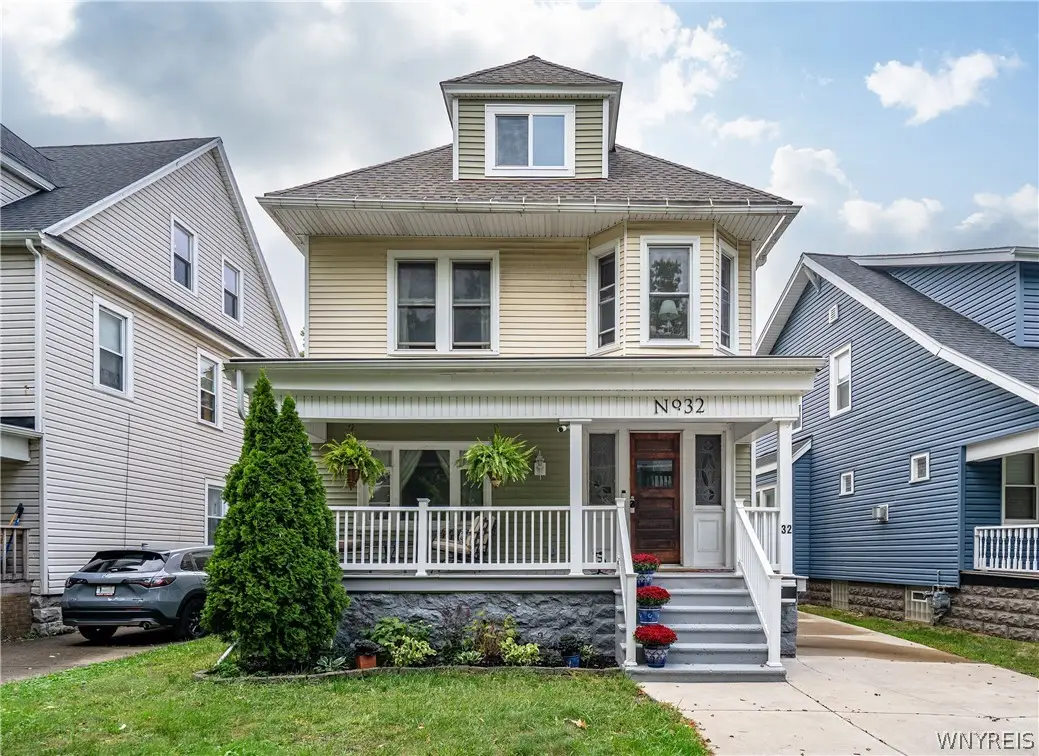 32 Red Jacket Parkway, Buffalo, NY 14220 - #1