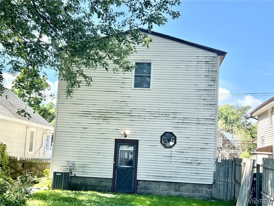 323 74th Street, Niagara Falls, NY 14304 - #2