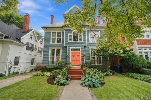 22 Oakland Place, Buffalo, NY 14222