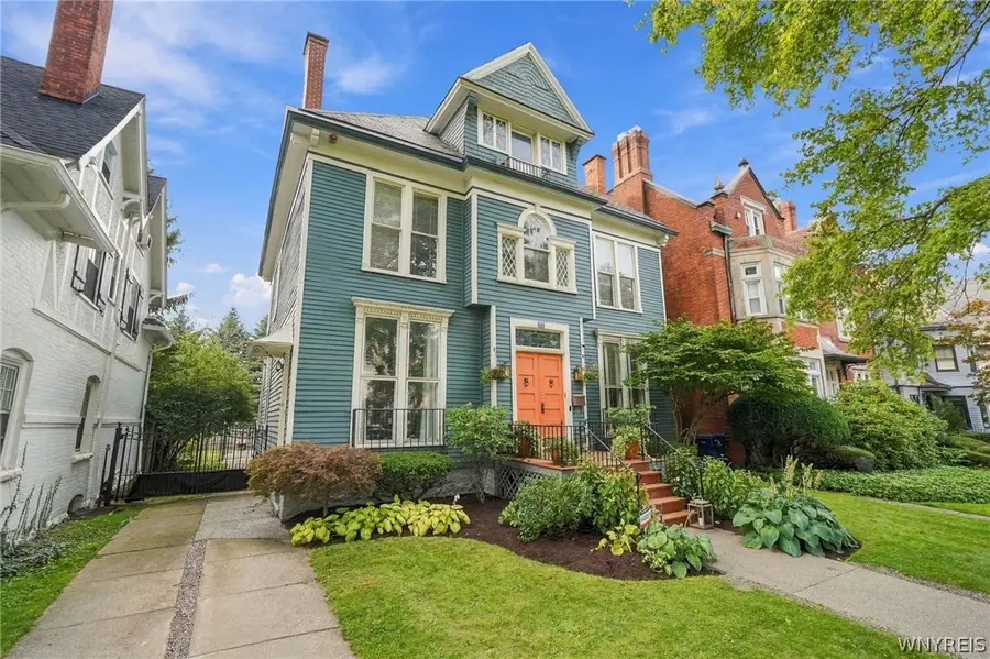 22 Oakland Place, Buffalo, NY 14222 - #2