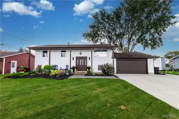 7407 Greenview Road, Niagara Falls, NY 14304