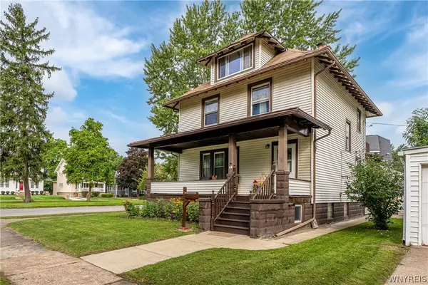 50 Elmwood Park N, Tonawanda, NY 14150
