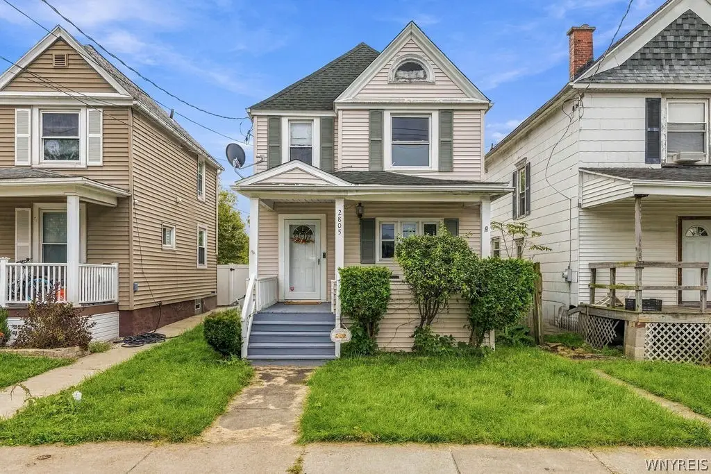 2805 Mckoon Avenue, Niagara Falls, NY 14305 - #1