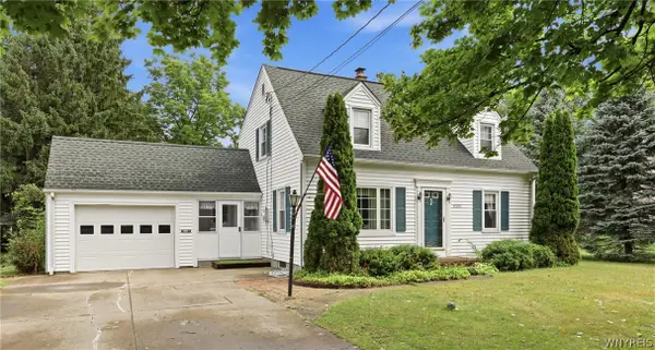 6394 Armor Duells Road, Orchard Park, NY 14127