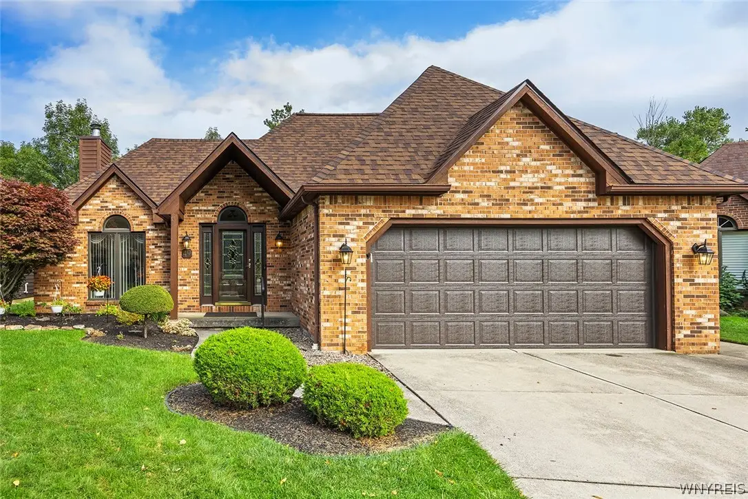 49 Bradfield Drive, East Amherst, NY 14051 - #1