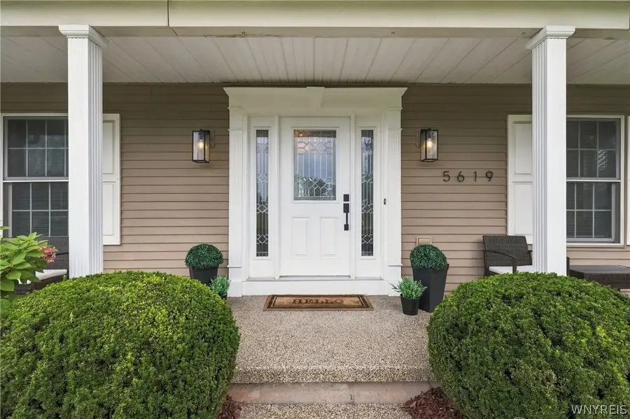 5619 Jeffrey Drive, Lockport, NY 14094 - #3