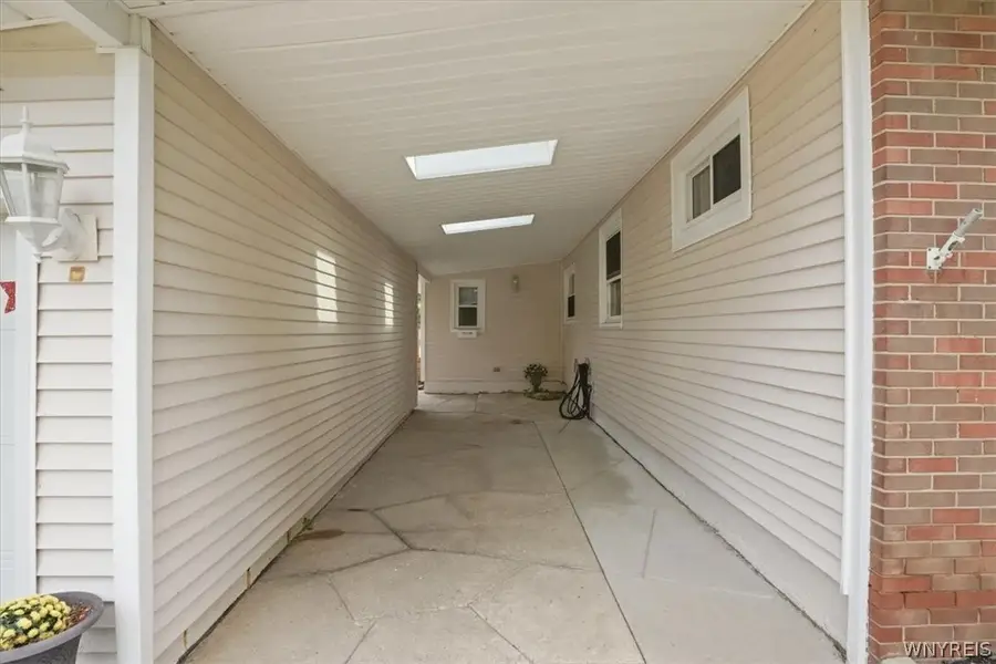 5953 North Drive, Lake View, NY 14085 - #2