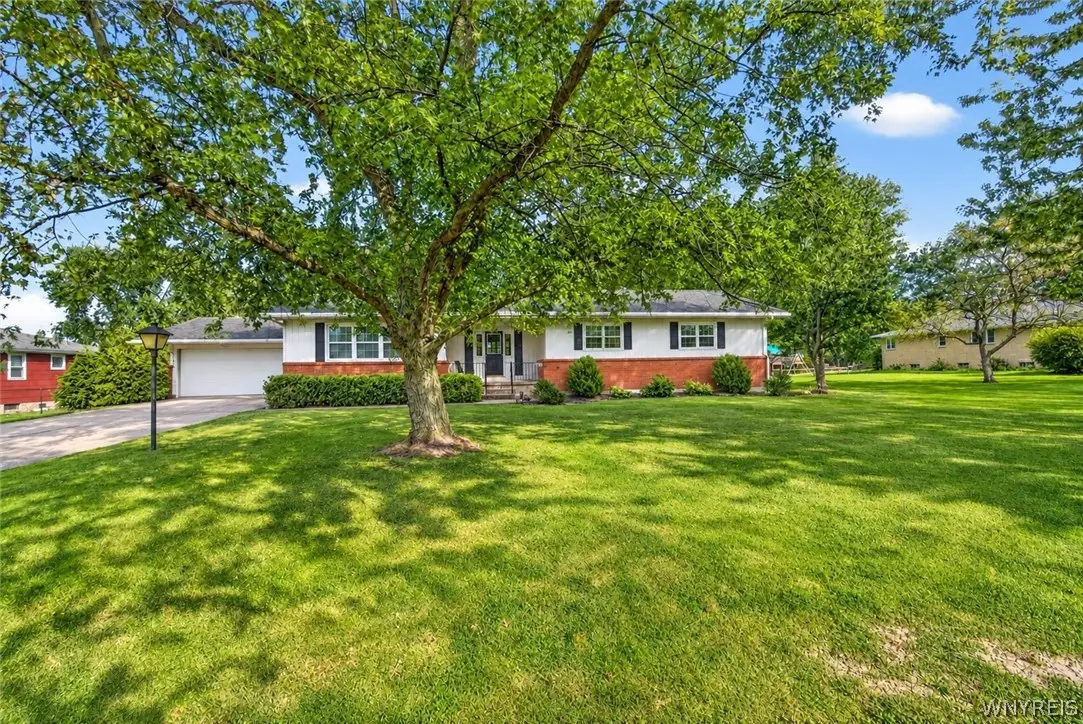 2637 Stony Point Road, Grand Island, NY 14072 - #1
