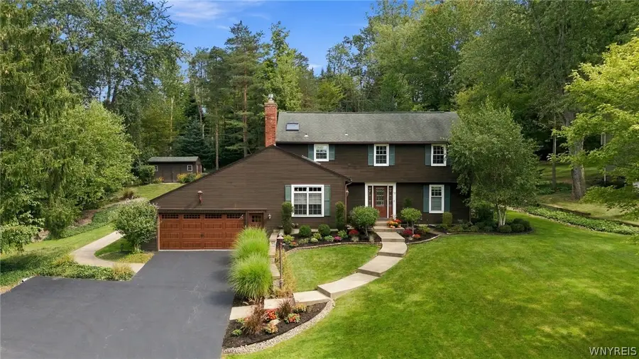 18 Briar Hill Road, Orchard Park, NY 14127 - #3