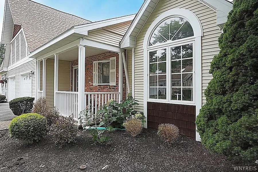 23 Sweet Bay Lane, Williamsville, NY 14221 - #2