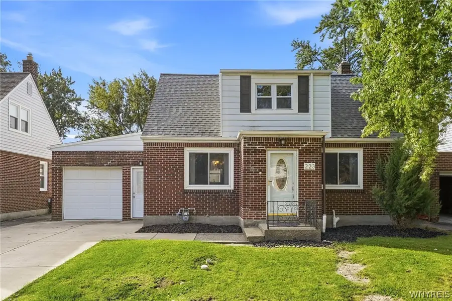 223 Paramount Parkway, Buffalo, NY 14223 - #2