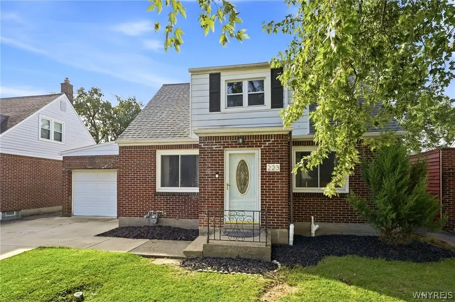 223 Paramount Parkway, Buffalo, NY 14223 - #3