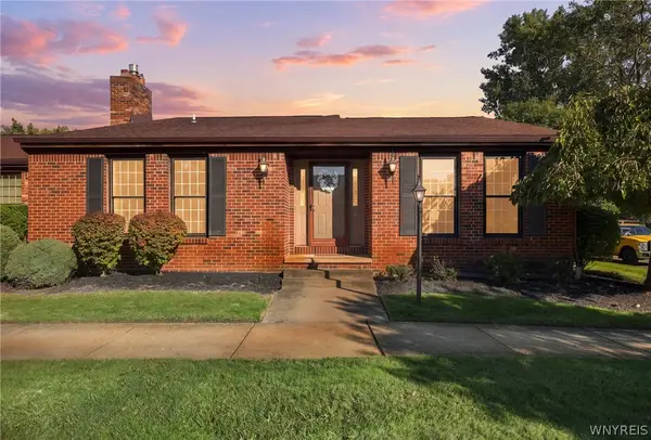 161 Wedgewood Drive, Williamsville, NY 14221
