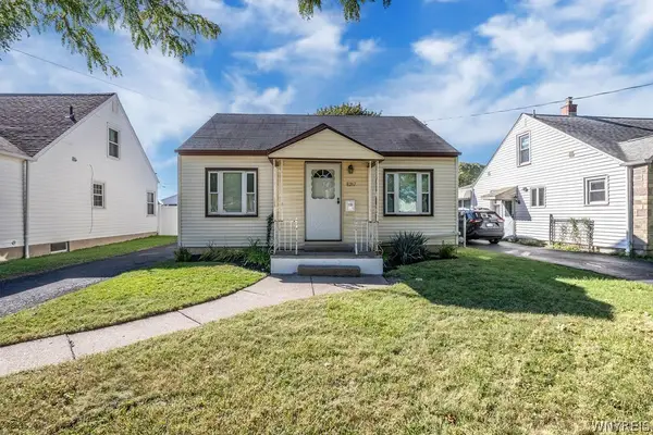 8217 Pershing Avenue, Niagara Falls, NY 14304