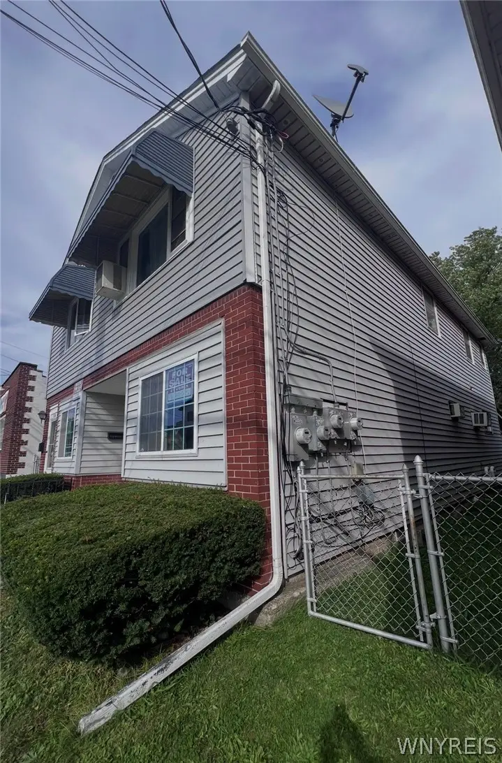 1258 Electric Avenue, Lackawanna, NY 14218 - #3