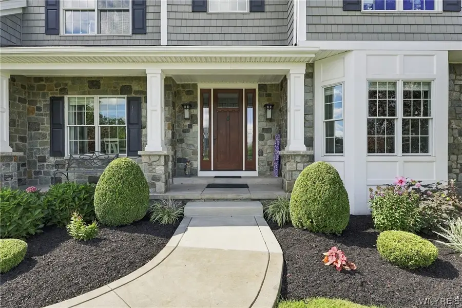 5366 Glenview Drive, Clarence, NY 14031 - #2