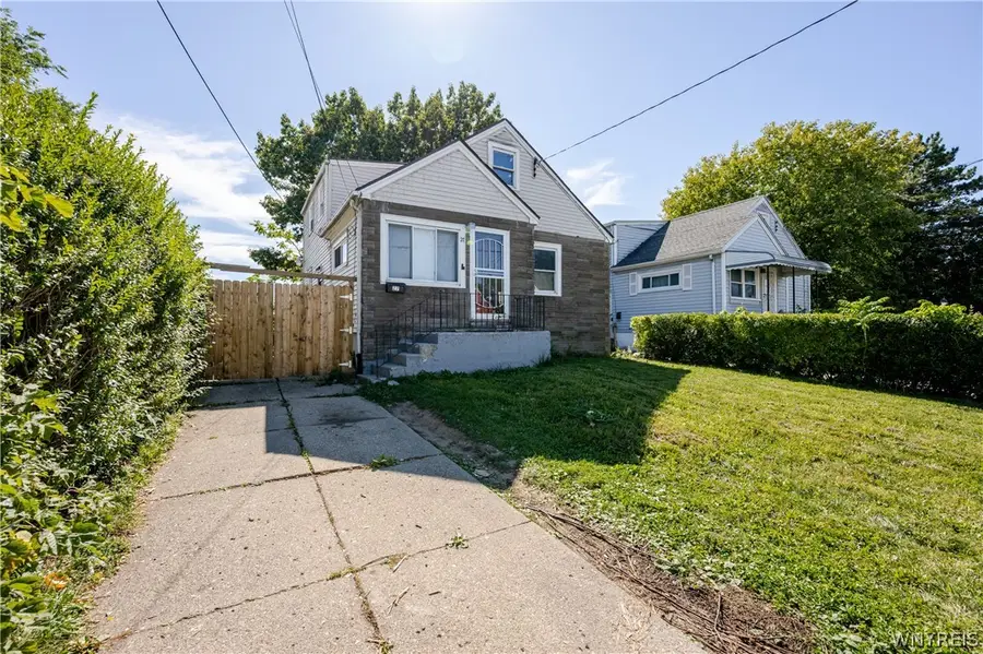 27 Hewitt Avenue, Buffalo, NY 14215 - #3