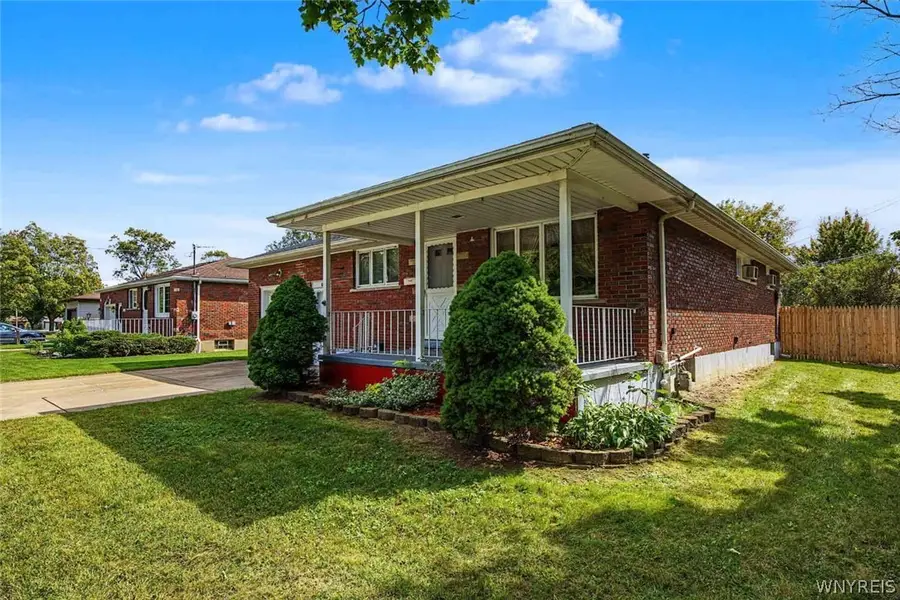 9605 Greenwald Avenue, Niagara Falls, NY 14304 - #3