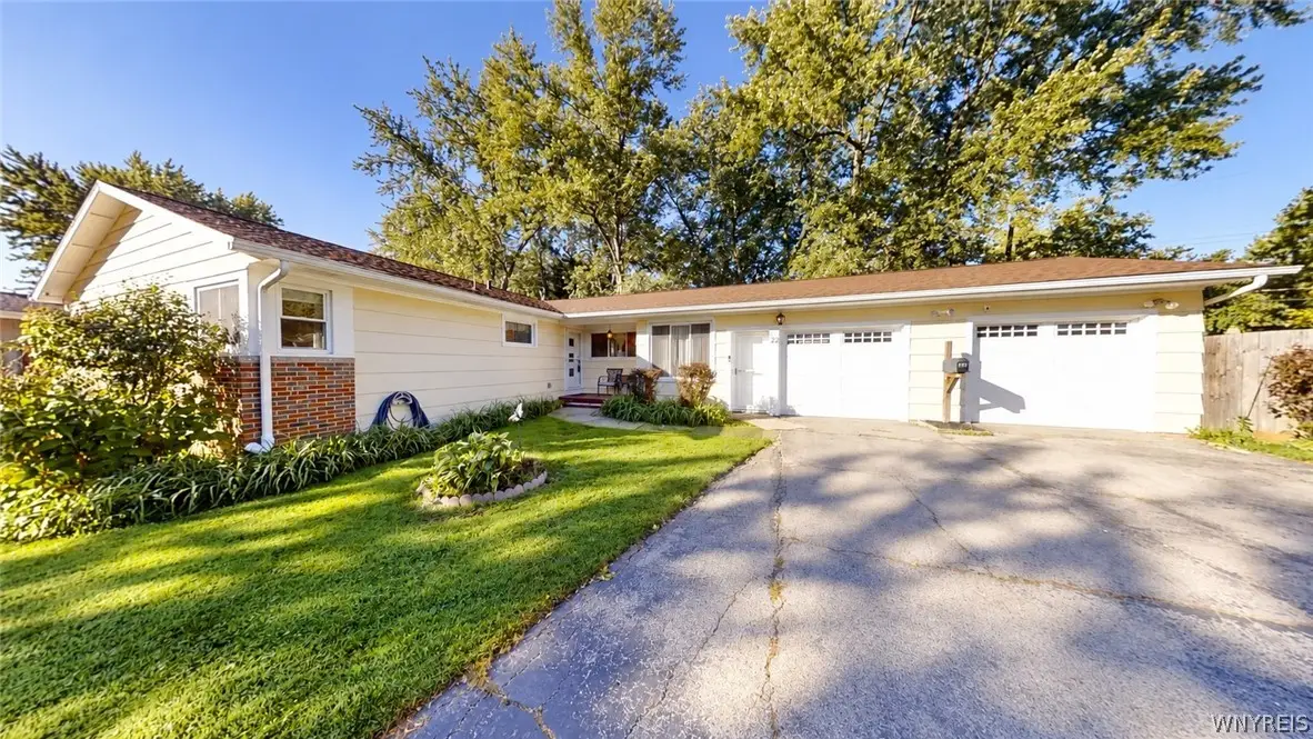 22 Meadow Stream Court, Buffalo, NY 14226 - #1