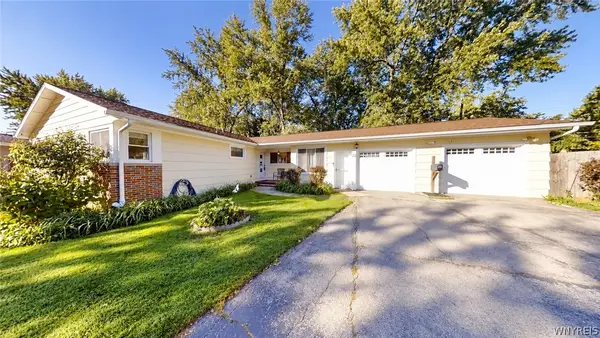 22 Meadow Stream Court, Buffalo, NY 14226