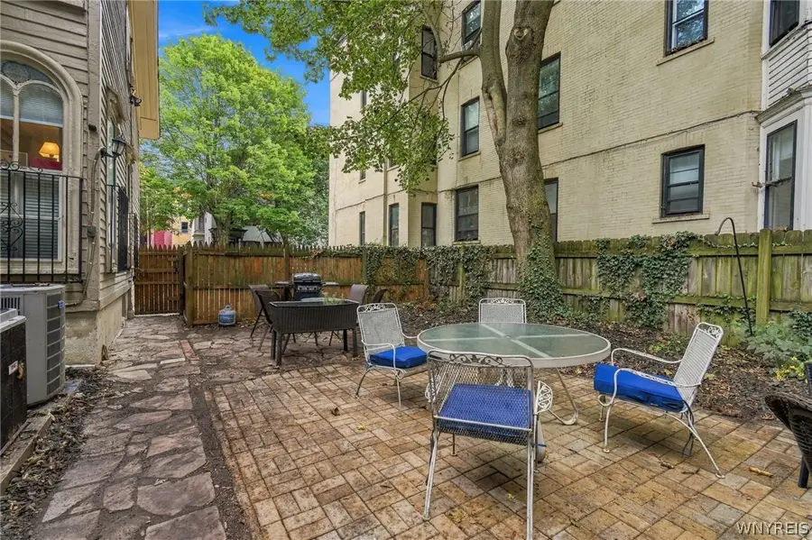 32 Irving Place, Buffalo, NY 14201 - #3