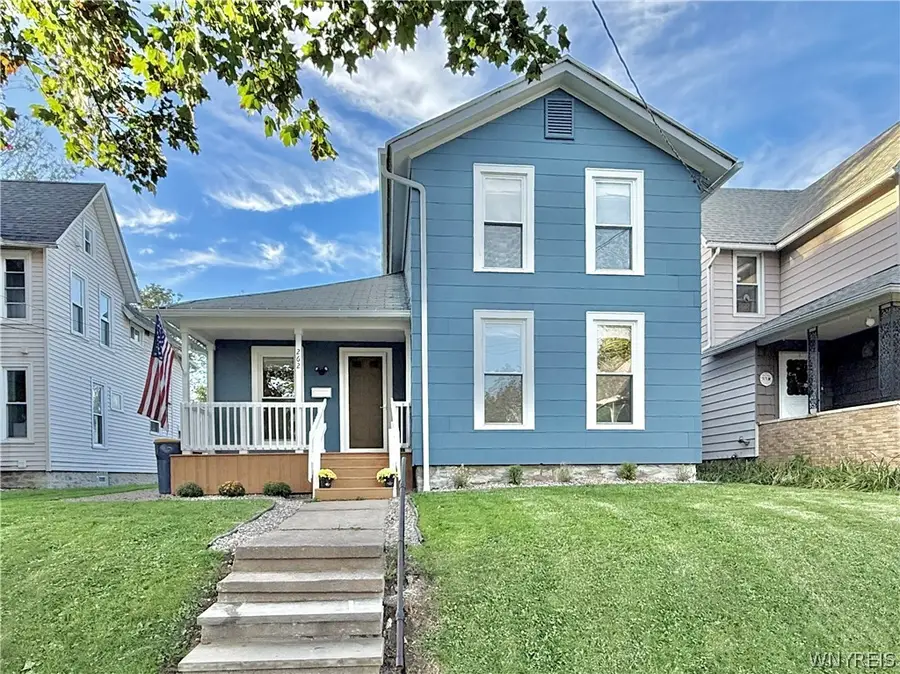 262 Chestnut Street, Lockport, NY 14094 - #3