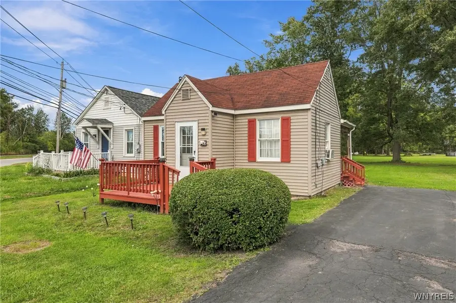 951 Erie Avenue, North Tonawanda, NY 14120 - #2