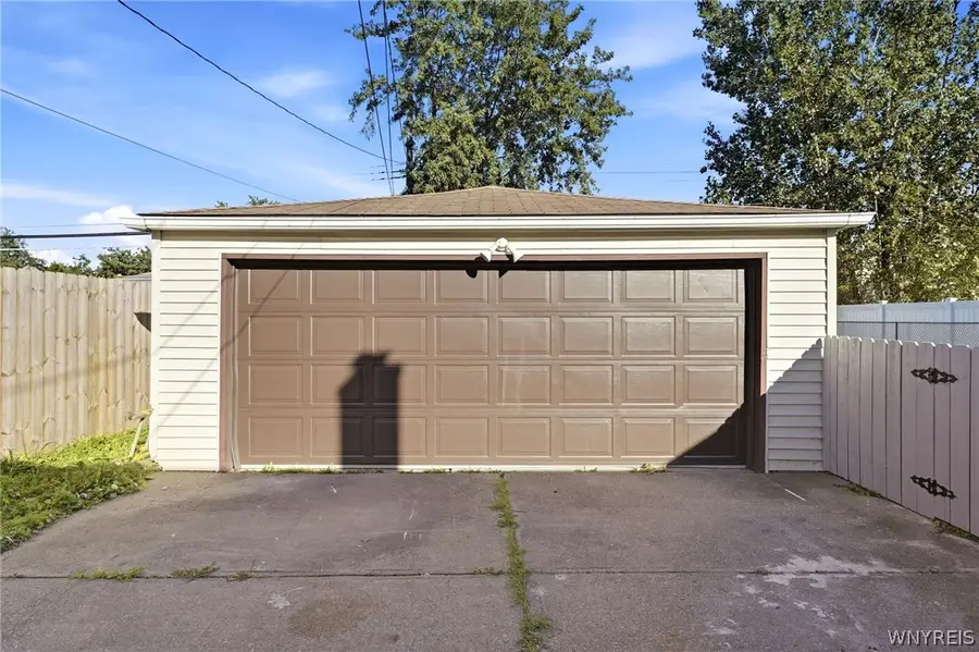619 Loretta Street, Tonawanda, NY 14150 - #3