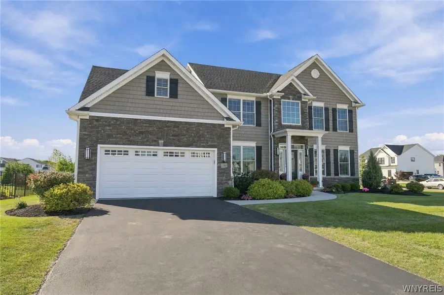 5368 Marguerites Way, Clarence, NY 14031 - #2