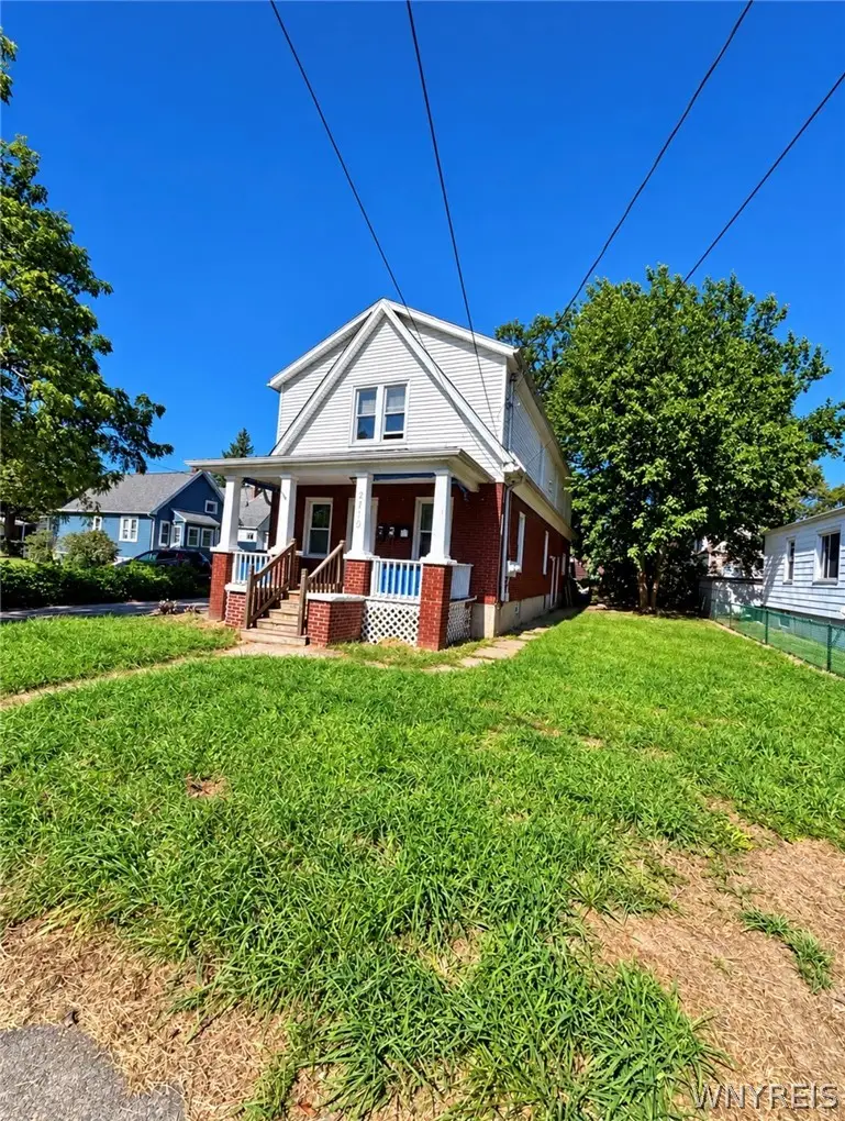 2710 Monroe Avenue, Niagara Falls, NY 14303 - #2