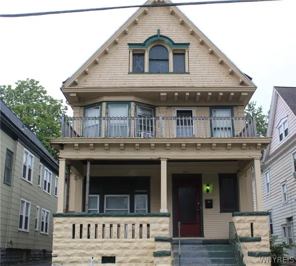 207 Riley Street, Buffalo, NY 14208