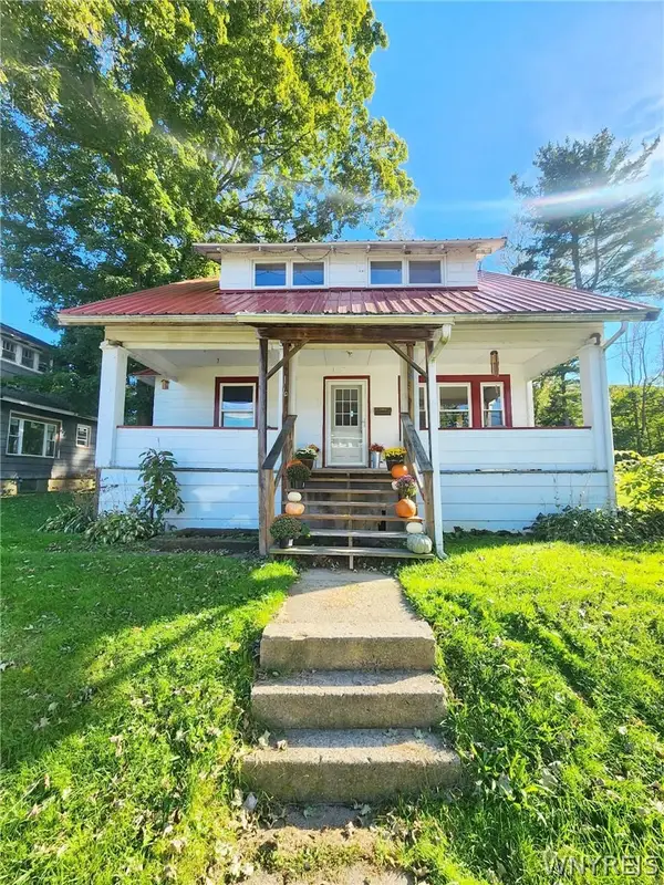 16 Lexington Avenue, Salamanca, NY 14779