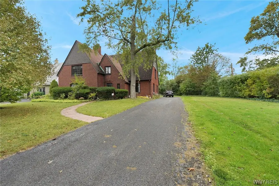 139 South Drive, Amherst, NY 14226 - #3