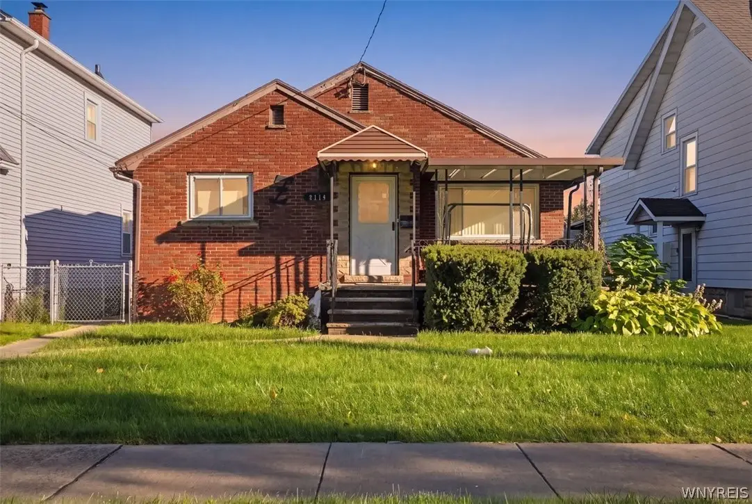 2714 Willow Avenue, Niagara Falls, NY 14305 - #1