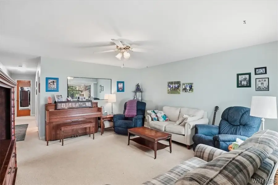 2714 Willow Avenue, Niagara Falls, NY 14305 - #3
