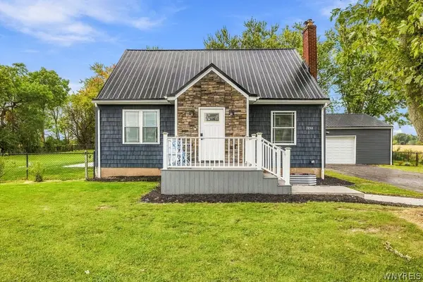 1752 Saunders Settlement Road, Niagara Falls, NY 14304