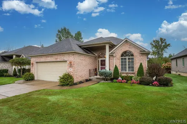 18 Primrose Lane, Buffalo, NY 14221