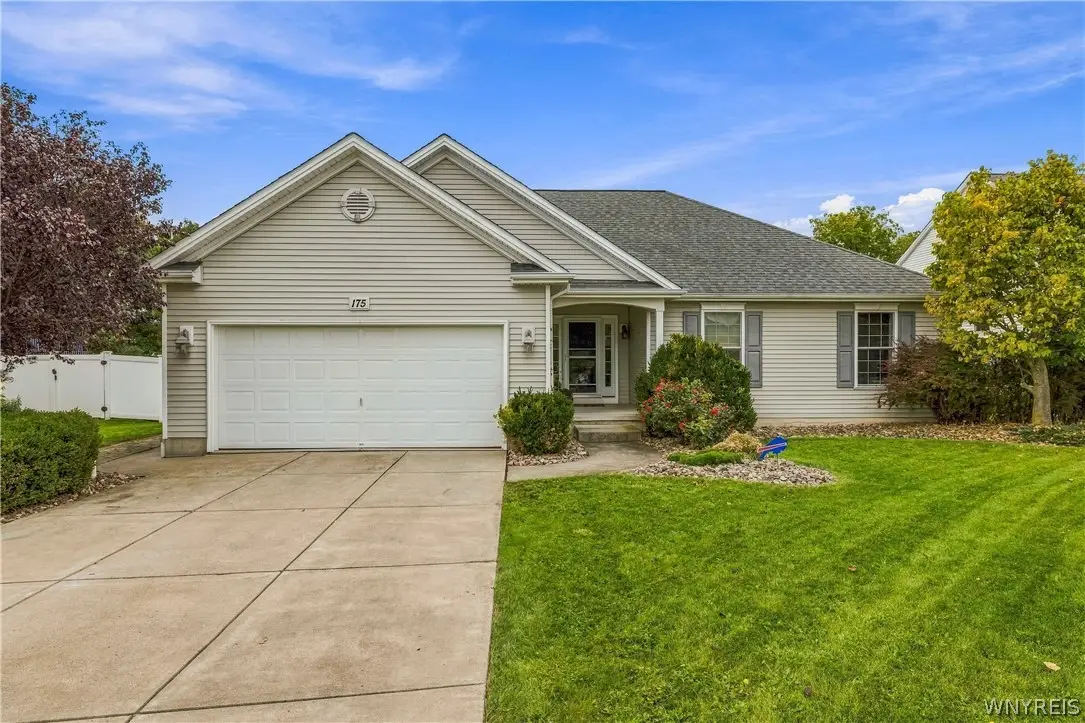 175 Pin Oak Circle, Grand Island, NY 14072 - #1