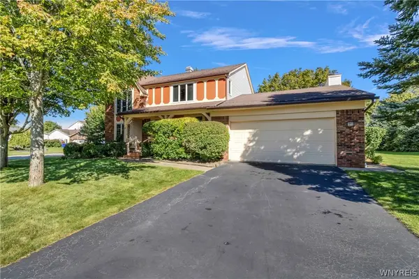 4 Meadowdale Lane, Buffalo, NY 14224