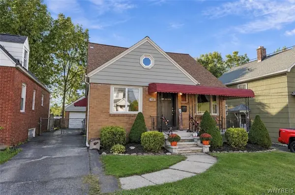 73 Rosary Avenue, Buffalo, NY 14218