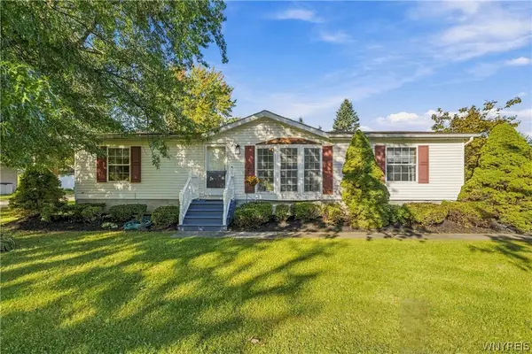 58 Rainbow Park (natalie Dr), Ransomville, NY 14131